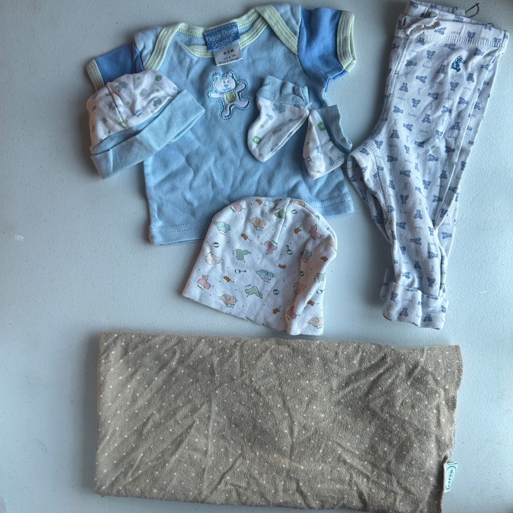 Baby Gap Duck Duck Goose Circo Baby Boy 0-3M Blue Tan Bear Outfit Lot 7pc